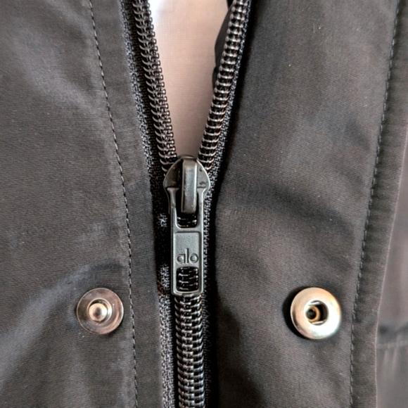 🎄🎅Alo Yoga Jacket - Picture 7 of 10